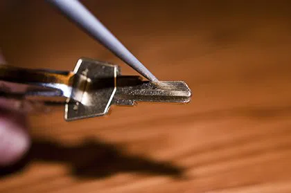 Dedham MA Locksmith Store Dedham, MA 781-369-9935 - broken-key-extraction